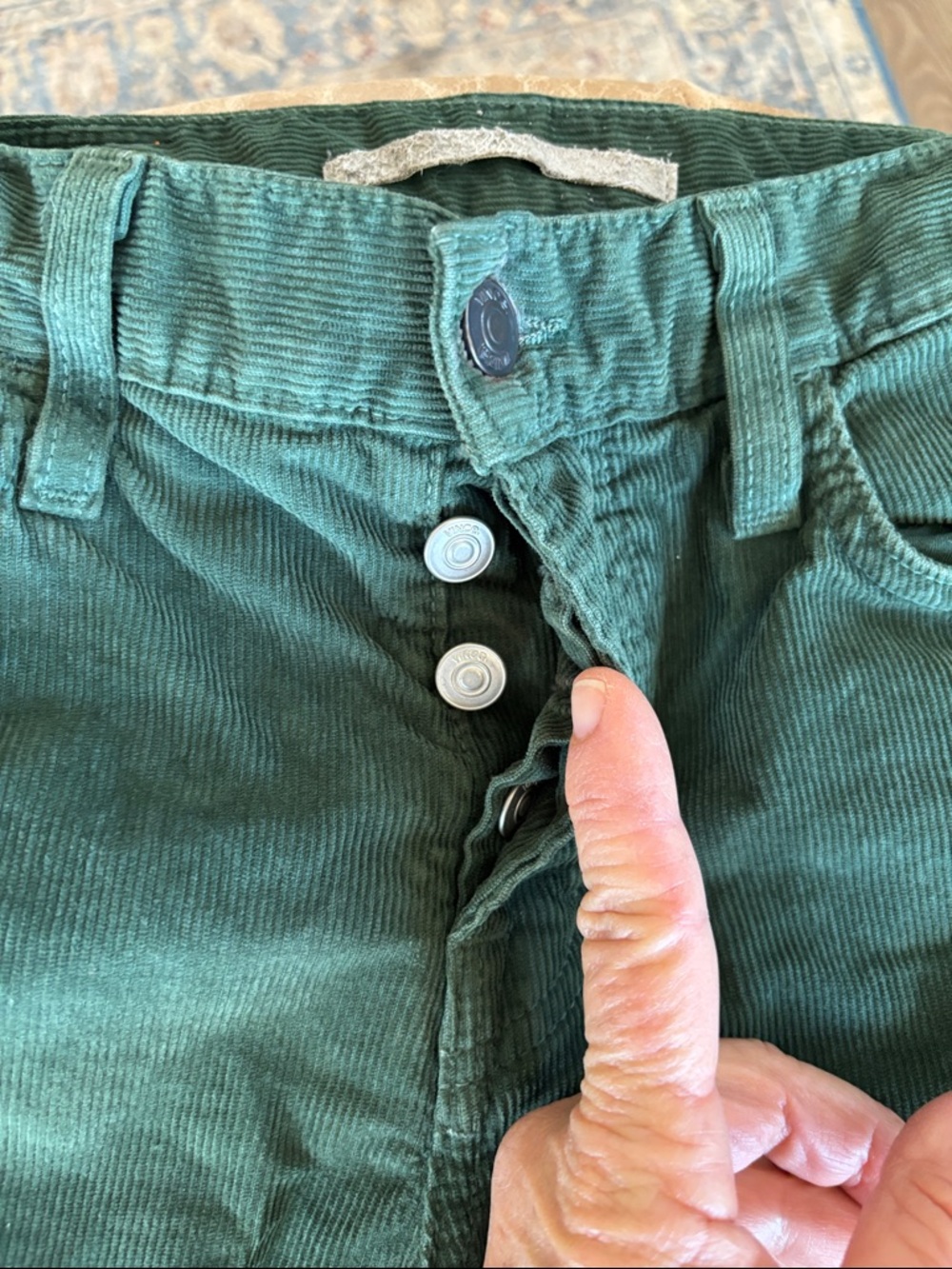 Vince Men's Green Corduroy Pants Size 29 - Picture 2 of 10